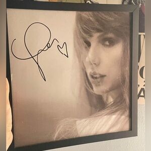 taylor swift ttpd signed vinyl insert